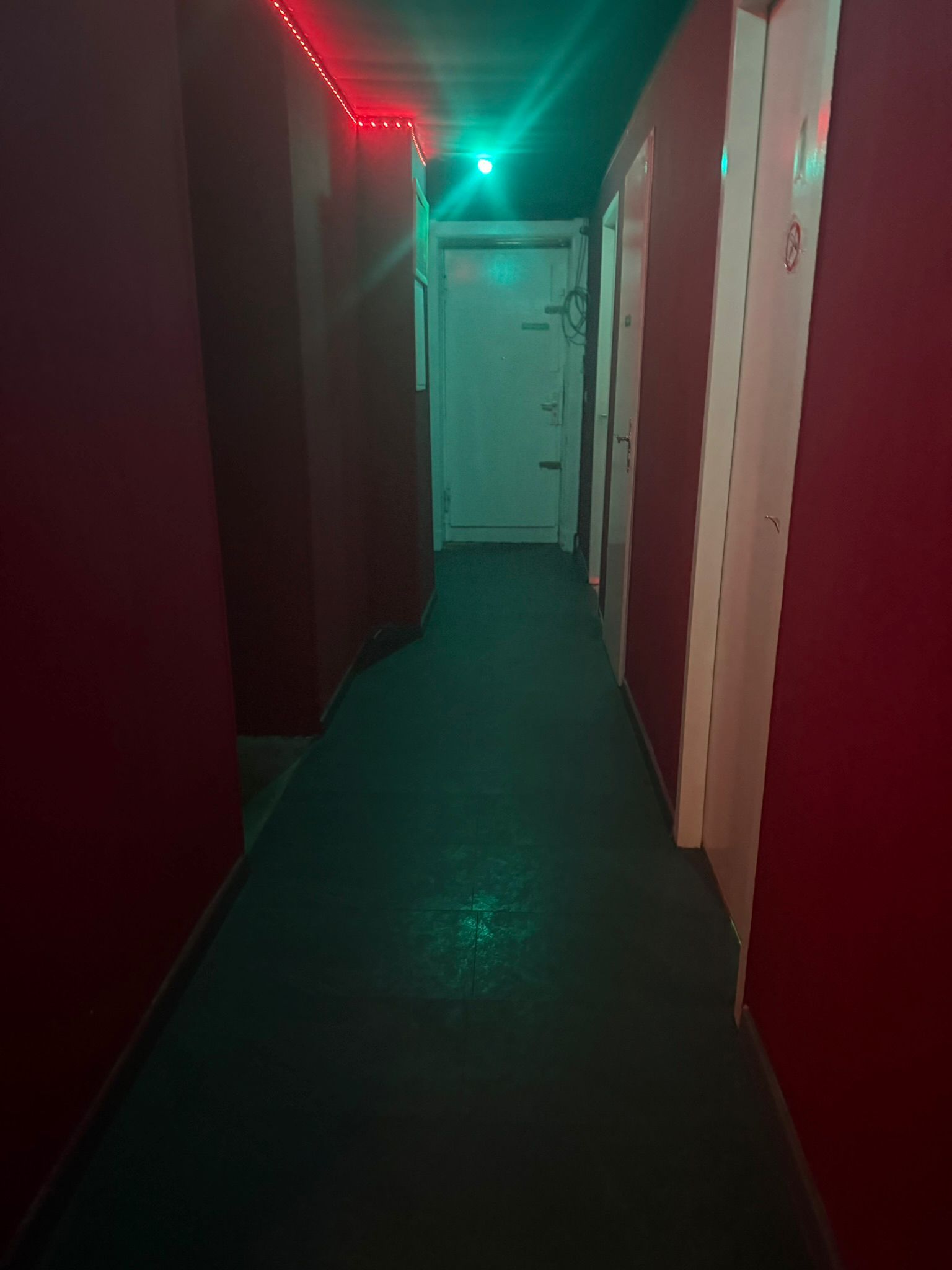 Laufhaus Berlin Neukölln Zimmer 3