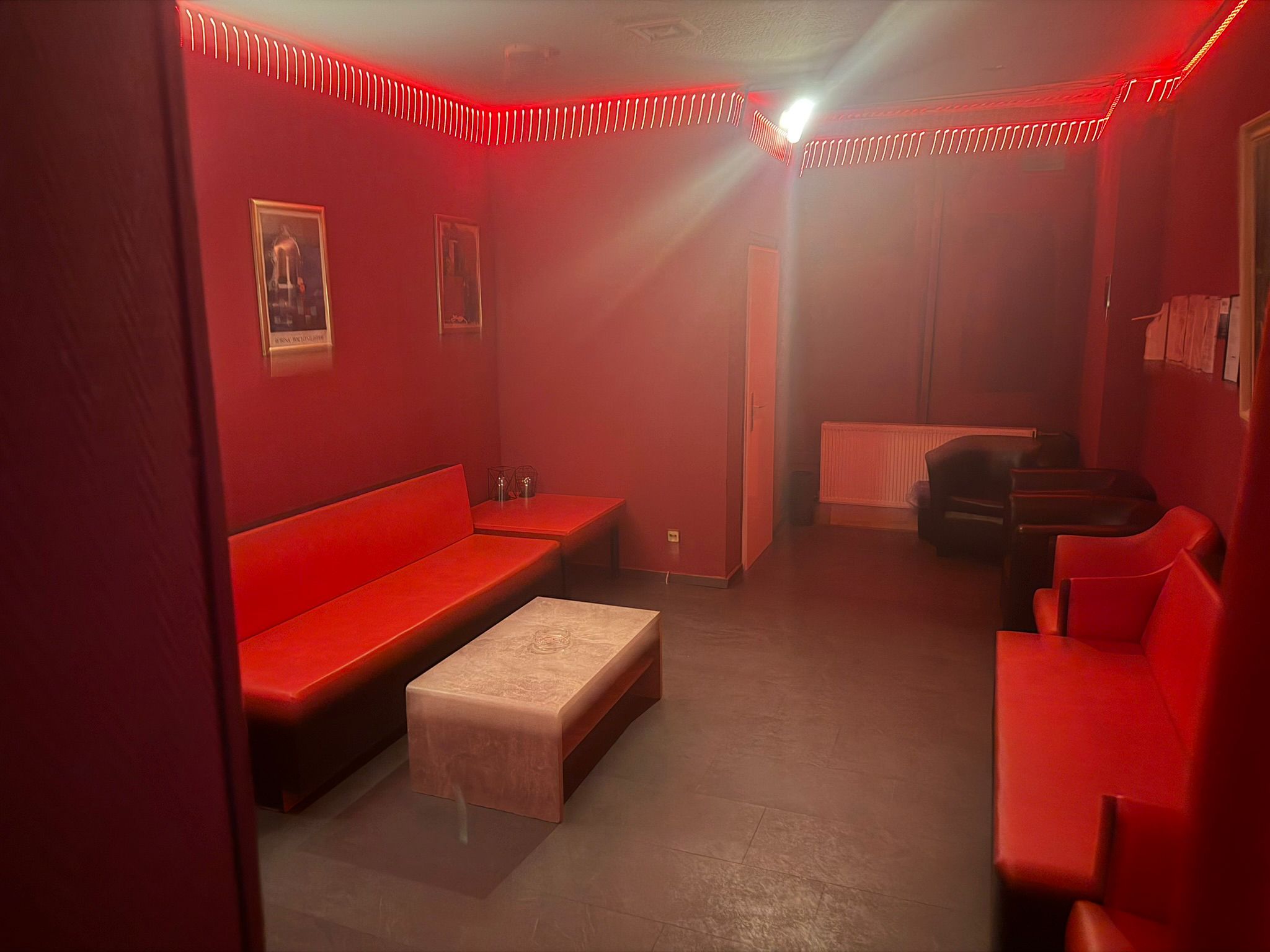 Laufhaus Berlin Neukölln – Zimmer Galerie